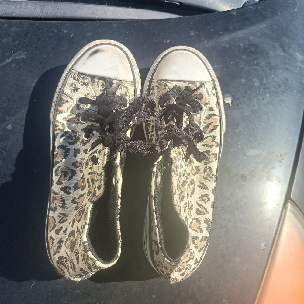 Leopard converse shoes sz 2 - Picture 9 of 11